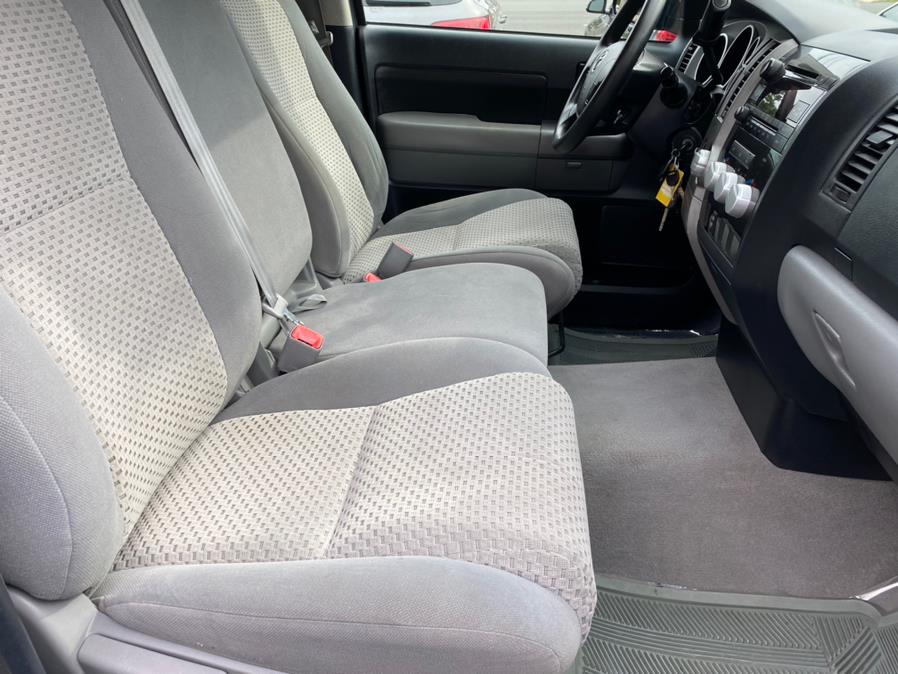 Used Toyota Tundra 4WD Truck Dbl 5.7L V8 6-Spd AT 2010 | Lava Motors 2 Inc. Canton, Connecticut Used Toyota Tundra 4WD Truck Dbl 5.7L V8 6-Spd AT 2010 | Lava Motors 2 Inc. Canton, Connecticut