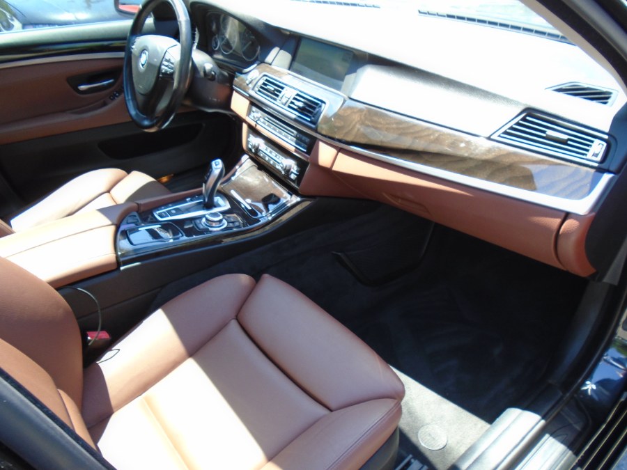 2012 BMW 5 Series 4dr Sdn 528i xDrive AWD, available for sale in Waterbury, Connecticut | Jim Juliani Motors. Waterbury, Connecticut 2012 BMW 5 Series 4dr Sdn 528i xDrive AWD, available for sale in Waterbury, Connecticut | Jim Juliani Motors. Waterbury, Connecticut