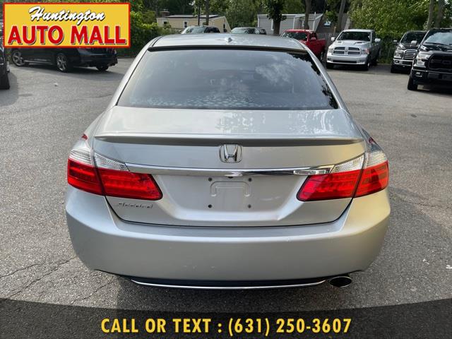 Used Honda Accord Sdn 4dr I4 CVT EX-L w/Navi 2013 | Huntington Auto Mall. Huntington Station, New York Used Honda Accord Sdn 4dr I4 CVT EX-L w/Navi 2013 | Huntington Auto Mall. Huntington Station, New York
