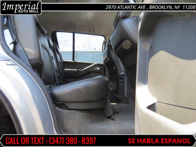 Used Nissan Pathfinder 2WD 4dr V6 LE 2011 | Imperial Auto Mall. Brooklyn, New York Used Nissan Pathfinder 2WD 4dr V6 LE 2011 | Imperial Auto Mall. Brooklyn, New York