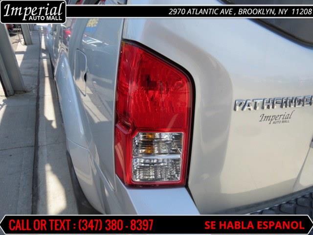 Used Nissan Pathfinder 2WD 4dr V6 LE 2011 | Imperial Auto Mall. Brooklyn, New York Used Nissan Pathfinder 2WD 4dr V6 LE 2011 | Imperial Auto Mall. Brooklyn, New York