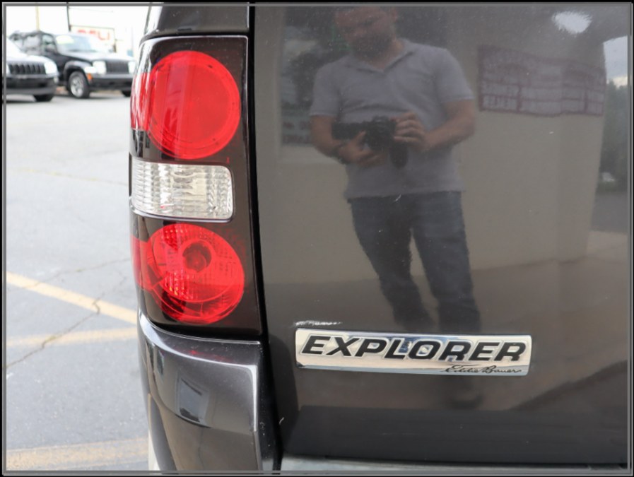 2007 Ford Explorer 4WD 4dr V6 Eddie Bauer, available for sale in Huntington Station, New York | My Auto Inc.. Huntington Station, New York 2007 Ford Explorer 4WD 4dr V6 Eddie Bauer, available for sale in Huntington Station, New York | My Auto Inc.. Huntington Station, New York