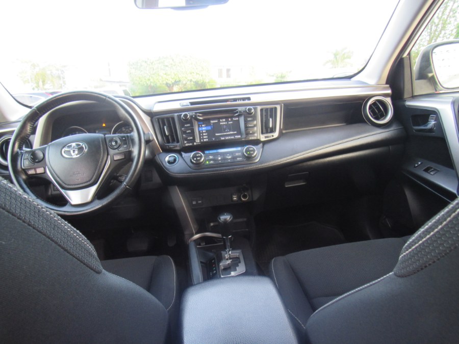 2017 Toyota RAV4 XLE AWD (Natl), available for sale in San Francisco de Macoris Rd, Dominican Republic | Hilario Auto Import. San Francisco de Macoris Rd, Dominican Republic 2017 Toyota RAV4 XLE AWD (Natl), available for sale in San Francisco de Macoris Rd, Dominican Republic | Hilario Auto Import. San Francisco de Macoris Rd, Dominican Republic