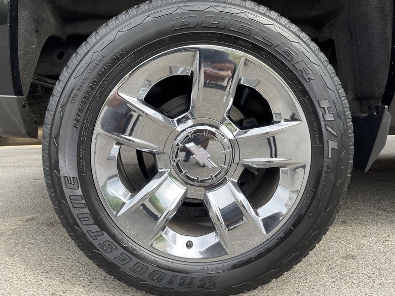 Used Chevrolet Silverado 1500 4WD Double Cab 143.5" LTZ w/1LZ 2015 | Union Street Auto Sales. West Springfield, Massachusetts Used Chevrolet Silverado 1500 4WD Double Cab 143.5" LTZ w/1LZ 2015 | Union Street Auto Sales. West Springfield, Massachusetts