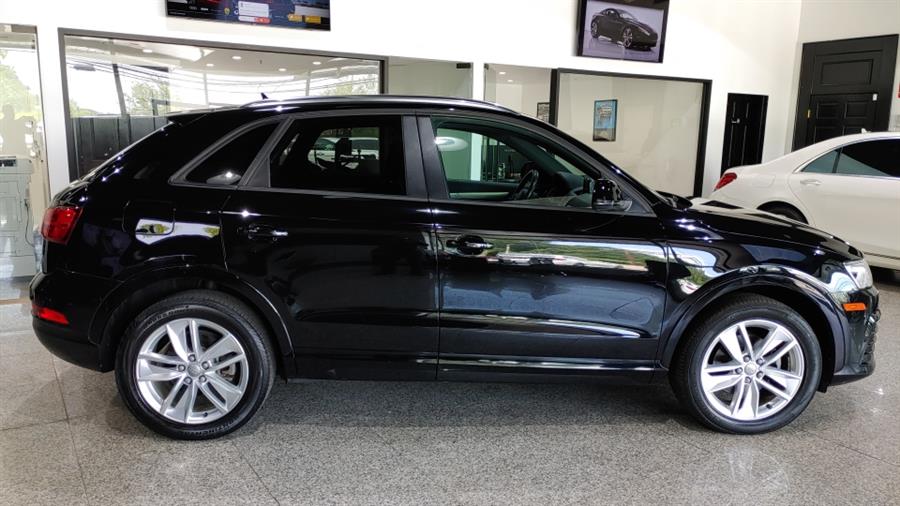 Used Audi Q3 2.0 TFSI Premium quattro AWD 2018 | Dream Car Gallery. Woodbury, New York Used Audi Q3 2.0 TFSI Premium quattro AWD 2018 | Dream Car Gallery. Woodbury, New York