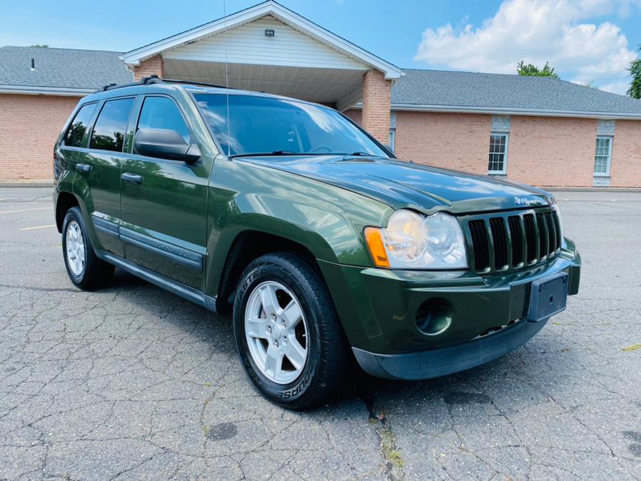 2006 Jeep Grand Cherokee 4dr Laredo 4WD, available for sale in New Britain, Connecticut | Supreme Automotive. New Britain, Connecticut