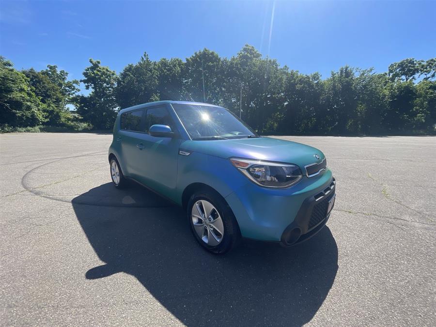 2016 Kia Soul 5dr Wgn Man Base, available for sale in Stratford, Connecticut | Wiz Leasing Inc. Stratford, Connecticut