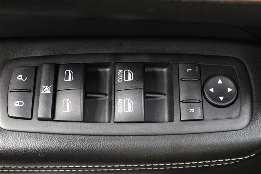Used Jeep Grand Cherokee LIMITED 2014 | Fast Track Motors. Paterson, New Jersey Used Jeep Grand Cherokee LIMITED 2014 | Fast Track Motors. Paterson, New Jersey