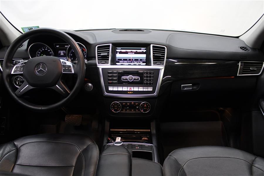 Used Mercedes-benz Gl 550 4MATIC 2015 | Fast Track Motors. Paterson, New Jersey Used Mercedes-benz Gl 550 4MATIC 2015 | Fast Track Motors. Paterson, New Jersey