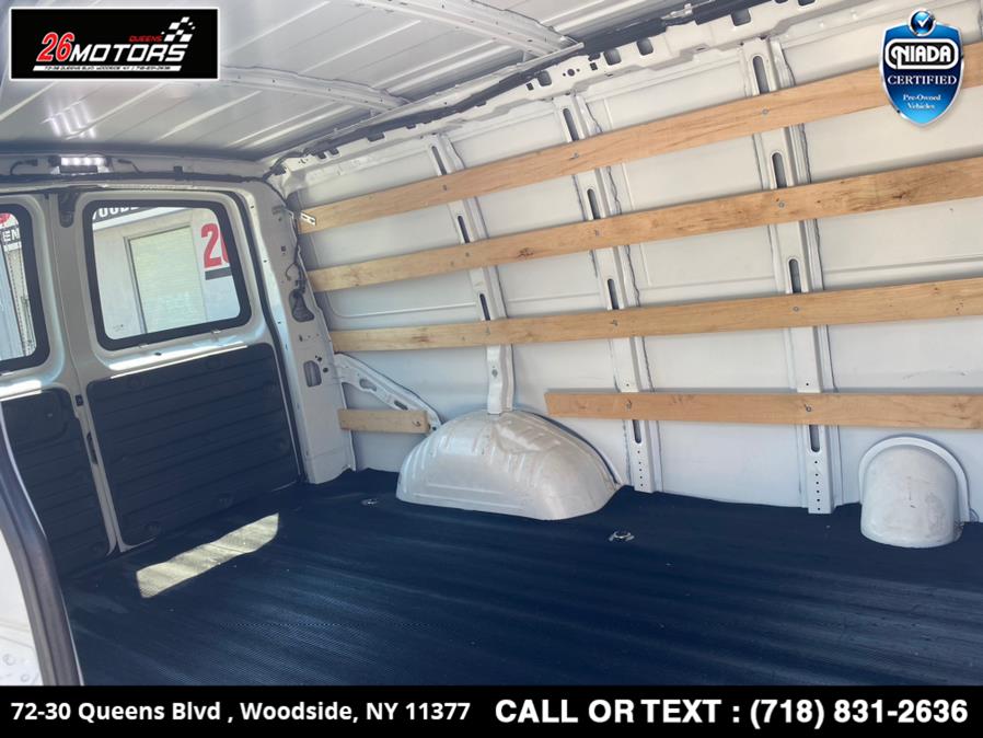 Used GMC Savana Cargo Van RWD 2500 135" 2018 | 26 Motors Queens. Woodside, New York Used GMC Savana Cargo Van RWD 2500 135" 2018 | 26 Motors Queens. Woodside, New York