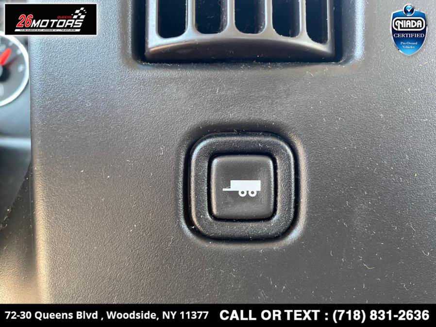 Used GMC Savana Cargo Van RWD 2500 135" 2018 | 26 Motors Queens. Woodside, New York Used GMC Savana Cargo Van RWD 2500 135" 2018 | 26 Motors Queens. Woodside, New York