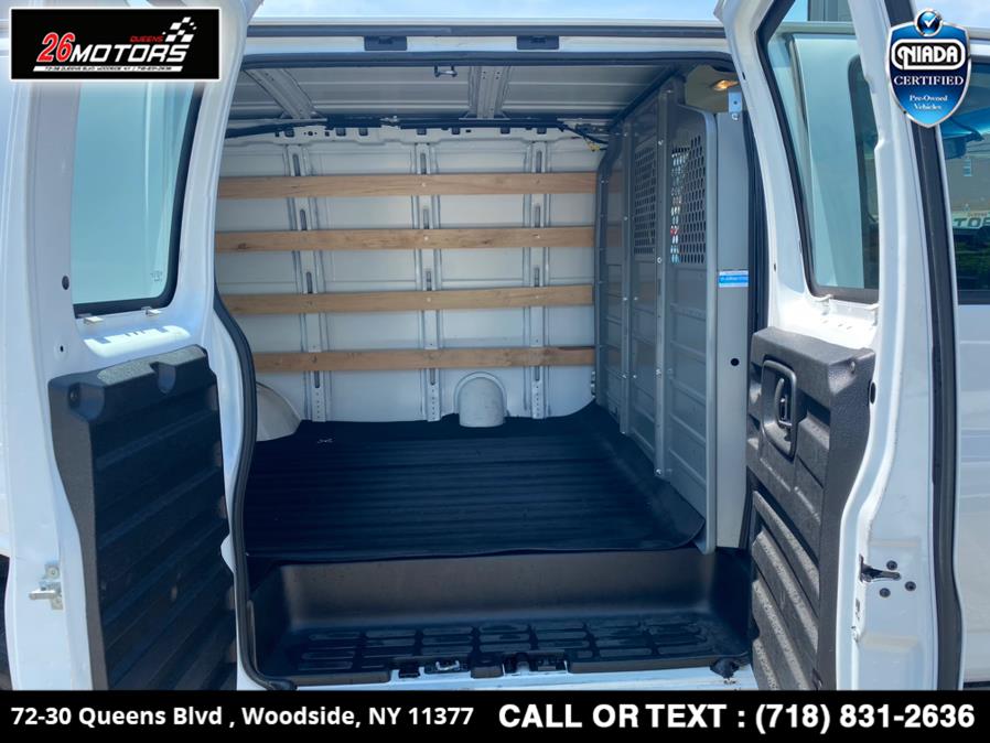 Used GMC Savana Cargo Van RWD 2500 135" 2018 | 26 Motors Queens. Woodside, New York Used GMC Savana Cargo Van RWD 2500 135" 2018 | 26 Motors Queens. Woodside, New York