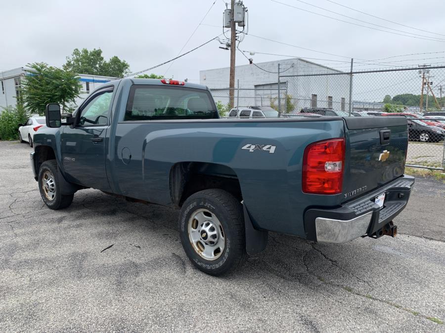 Used Chevrolet Silverado 2500HD 4WD Reg Cab 133.7" Work Truck 2011 | Dealertown Auto Wholesalers. Milford, Connecticut Used Chevrolet Silverado 2500HD 4WD Reg Cab 133.7" Work Truck 2011 | Dealertown Auto Wholesalers. Milford, Connecticut