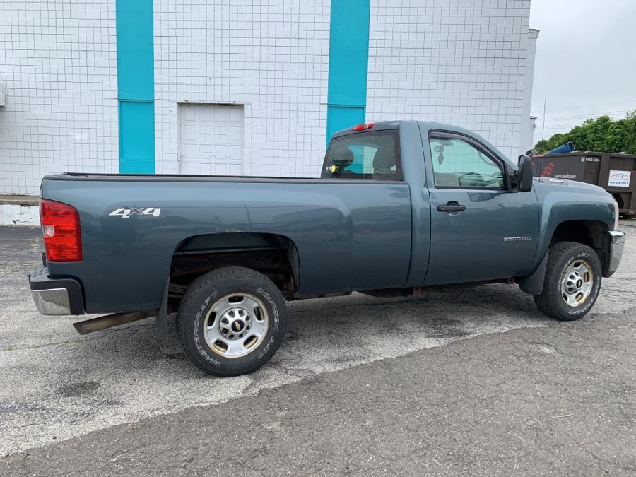 Used Chevrolet Silverado 2500HD 4WD Reg Cab 133.7" Work Truck 2011 | Dealertown Auto Wholesalers. Milford, Connecticut Used Chevrolet Silverado 2500HD 4WD Reg Cab 133.7" Work Truck 2011 | Dealertown Auto Wholesalers. Milford, Connecticut