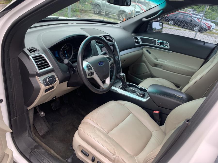 Used Ford Explorer 4WD 4dr XLT 2014 | Dealertown Auto Wholesalers. Milford, Connecticut Used Ford Explorer 4WD 4dr XLT 2014 | Dealertown Auto Wholesalers. Milford, Connecticut