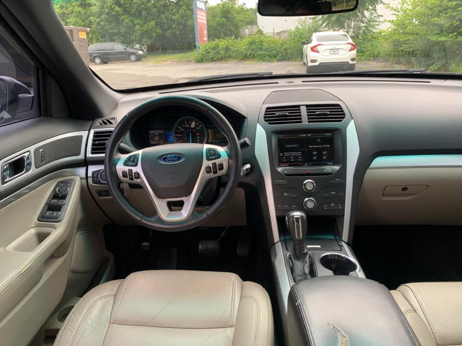 Used Ford Explorer 4WD 4dr XLT 2014 | Dealertown Auto Wholesalers. Milford, Connecticut Used Ford Explorer 4WD 4dr XLT 2014 | Dealertown Auto Wholesalers. Milford, Connecticut