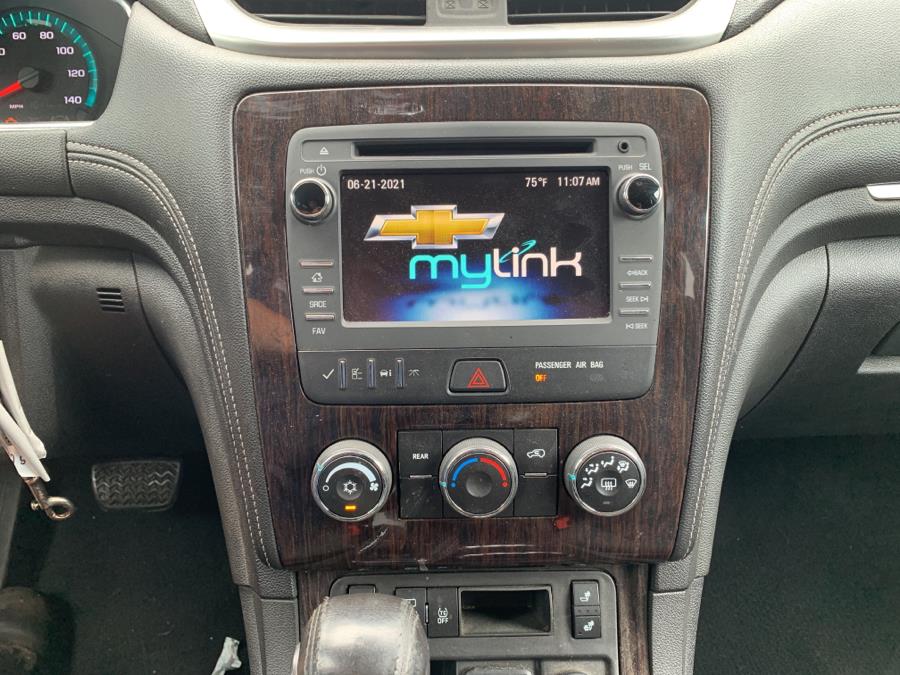 Used Chevrolet Traverse AWD 4dr LT w/1LT 2016 | Dealertown Auto Wholesalers. Milford, Connecticut Used Chevrolet Traverse AWD 4dr LT w/1LT 2016 | Dealertown Auto Wholesalers. Milford, Connecticut