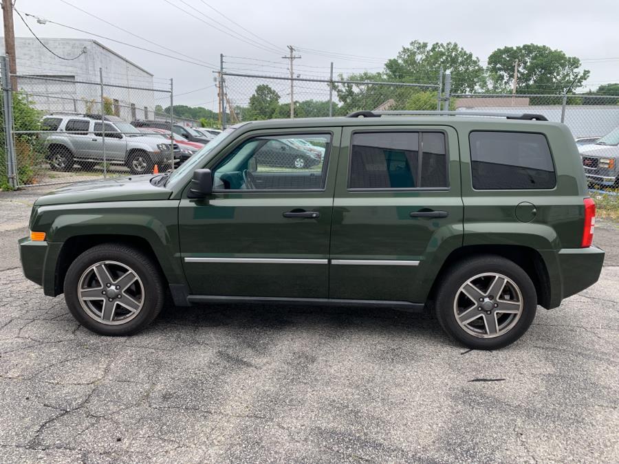 Used Jeep Patriot 4WD 4dr Limited 2009 | Dealertown Auto Wholesalers. Milford, Connecticut Used Jeep Patriot 4WD 4dr Limited 2009 | Dealertown Auto Wholesalers. Milford, Connecticut