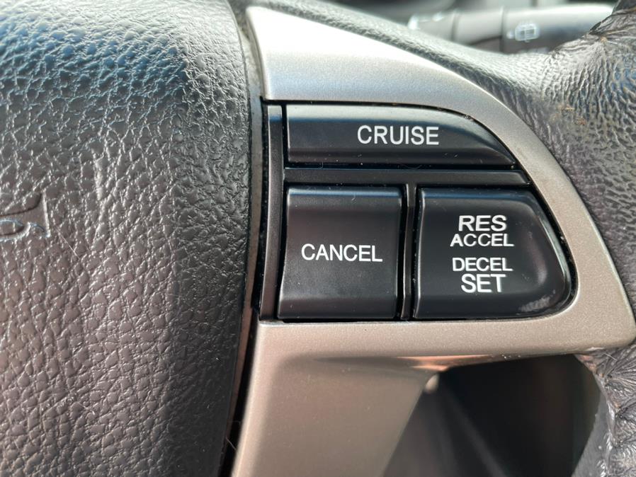 Used Honda Accord Crosstour 4WD 5dr EX-L 2011 | Carsonmain LLC. Manchester, Connecticut Used Honda Accord Crosstour 4WD 5dr EX-L 2011 | Carsonmain LLC. Manchester, Connecticut