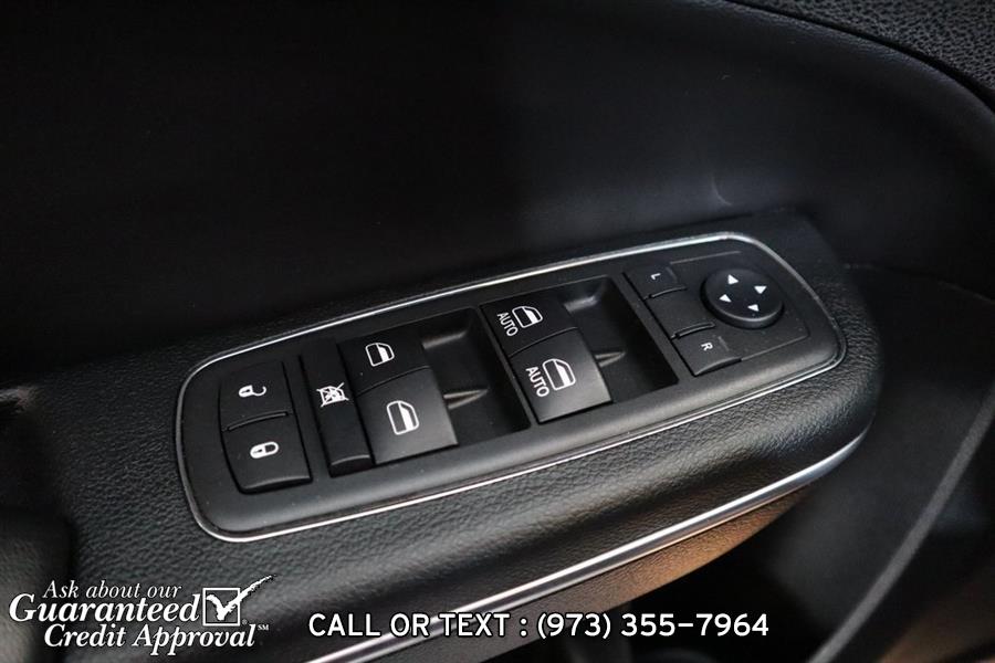 Used Chrysler 300 S 2018 | City Motor Group Inc.. Haskell, New Jersey Used Chrysler 300 S 2018 | City Motor Group Inc.. Haskell, New Jersey