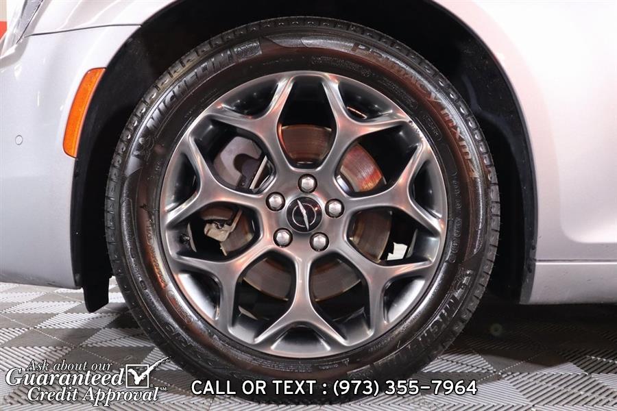 Used Chrysler 300 S 2018 | City Motor Group Inc.. Haskell, New Jersey Used Chrysler 300 S 2018 | City Motor Group Inc.. Haskell, New Jersey