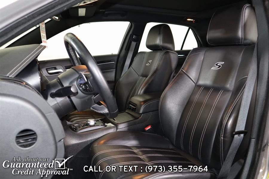 Used Chrysler 300 S 2018 | City Motor Group Inc.. Haskell, New Jersey Used Chrysler 300 S 2018 | City Motor Group Inc.. Haskell, New Jersey