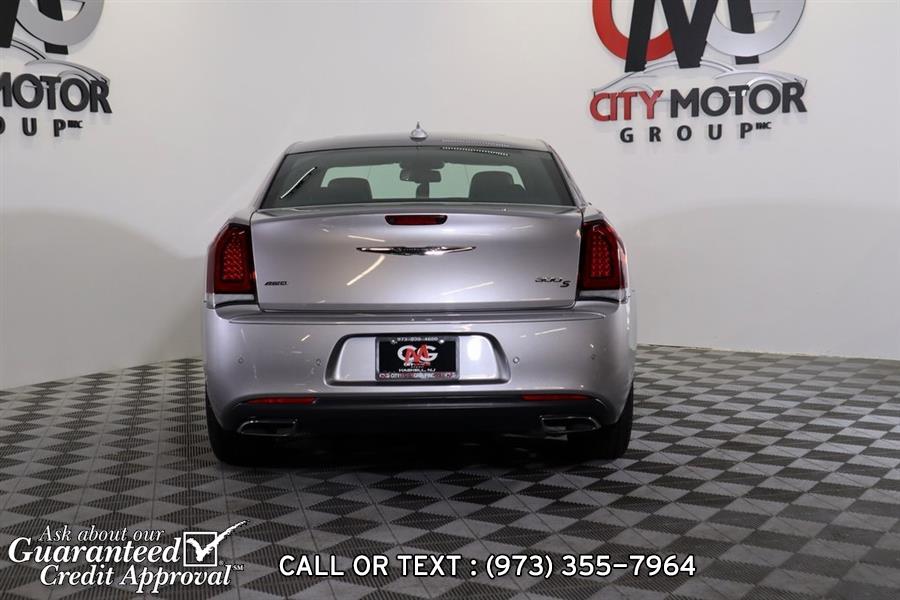 Used Chrysler 300 S 2018 | City Motor Group Inc.. Haskell, New Jersey Used Chrysler 300 S 2018 | City Motor Group Inc.. Haskell, New Jersey