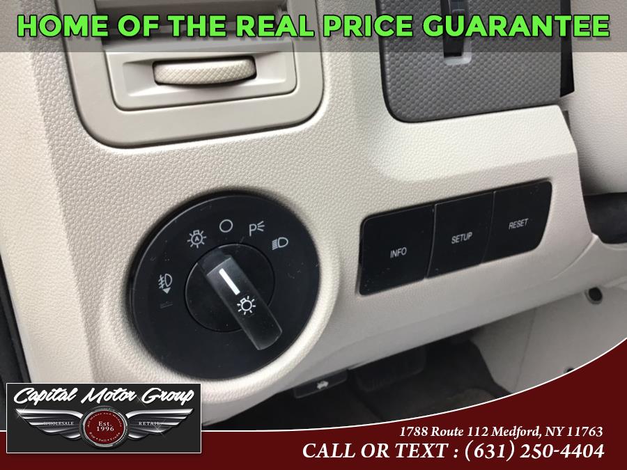 Used Ford Escape 4WD 4dr I4 Auto XLT 2009 | Capital Motor Group Inc. Medford, New York Used Ford Escape 4WD 4dr I4 Auto XLT 2009 | Capital Motor Group Inc. Medford, New York