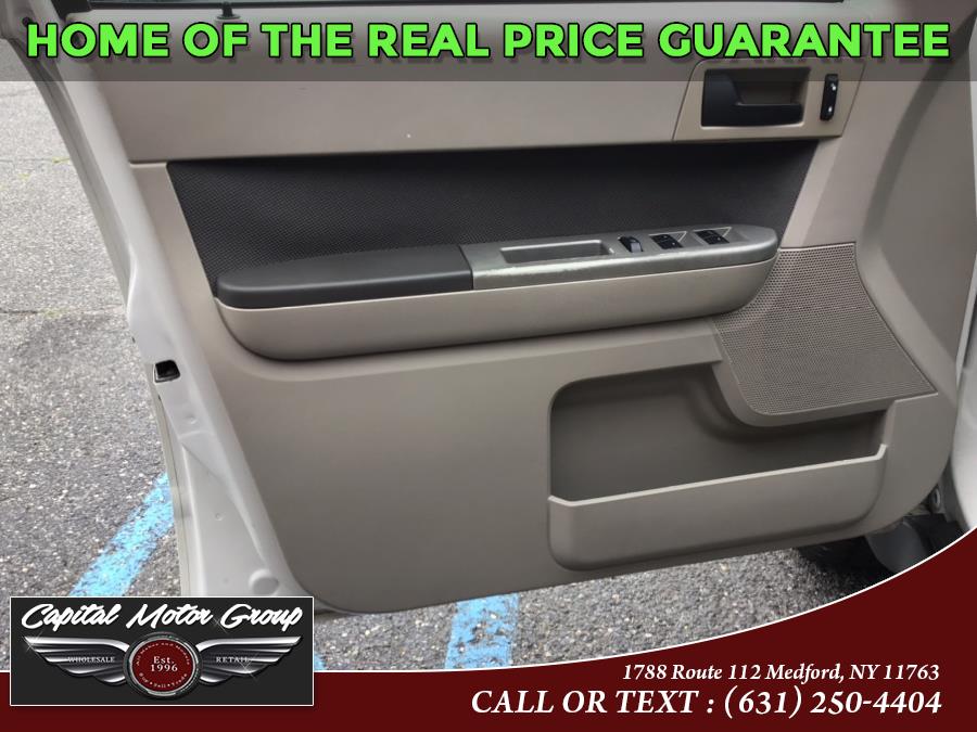 Used Ford Escape 4WD 4dr I4 Auto XLT 2009 | Capital Motor Group Inc. Medford, New York Used Ford Escape 4WD 4dr I4 Auto XLT 2009 | Capital Motor Group Inc. Medford, New York