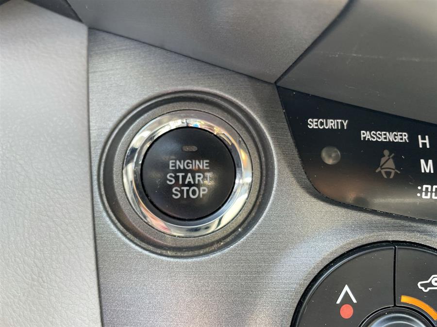 2009 Toyota RAV4 4WD 4dr V6 5-Spd AT Ltd (Natl), available for sale in Stratford, Connecticut | Wiz Leasing Inc. Stratford, Connecticut 2009 Toyota RAV4 4WD 4dr V6 5-Spd AT Ltd (Natl), available for sale in Stratford, Connecticut | Wiz Leasing Inc. Stratford, Connecticut