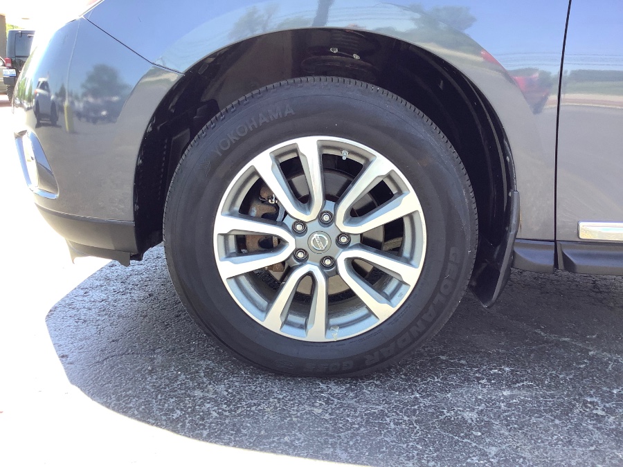 Used Nissan Pathfinder 4WD 4dr SV 2014 | Marsh Auto Sales LLC. Ortonville, Michigan Used Nissan Pathfinder 4WD 4dr SV 2014 | Marsh Auto Sales LLC. Ortonville, Michigan