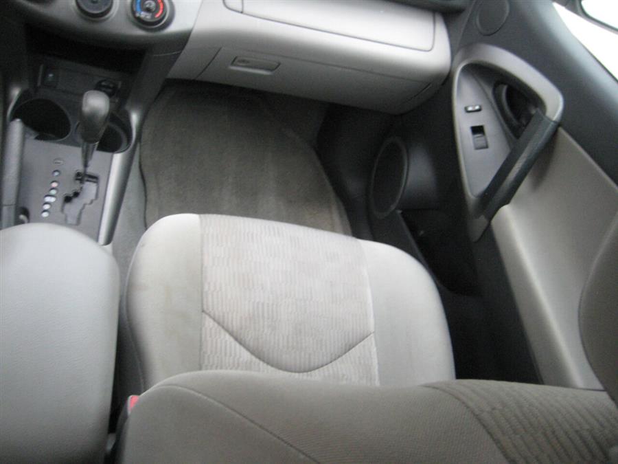 2011 Toyota Rav4 Base 4x4 4dr SUV, available for sale in Massapequa, New York | Rite Choice Auto Inc.. Massapequa, New York 2011 Toyota Rav4 Base 4x4 4dr SUV, available for sale in Massapequa, New York | Rite Choice Auto Inc.. Massapequa, New York