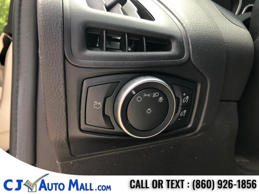 Used Ford Focus SE Sedan 2017 | CJ Auto Mall. Bristol, Connecticut Used Ford Focus SE Sedan 2017 | CJ Auto Mall. Bristol, Connecticut