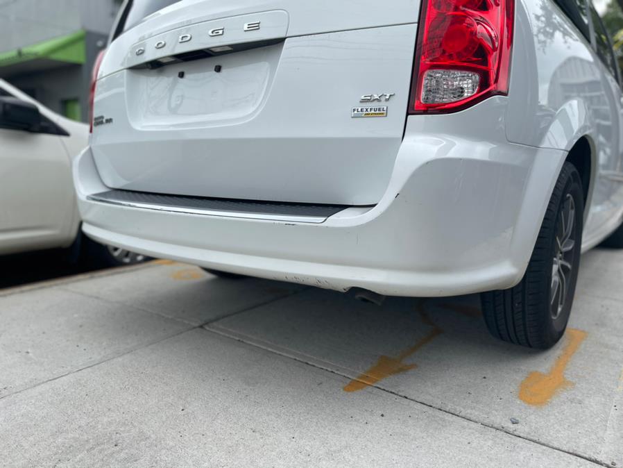 Used Dodge Grand Caravan SXT Wagon 2017 | NYC Automart Inc. Brooklyn, New York Used Dodge Grand Caravan SXT Wagon 2017 | NYC Automart Inc. Brooklyn, New York