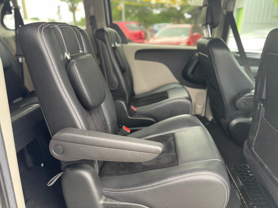 Used Dodge Grand Caravan SXT Wagon 2017 | NYC Automart Inc. Brooklyn, New York Used Dodge Grand Caravan SXT Wagon 2017 | NYC Automart Inc. Brooklyn, New York