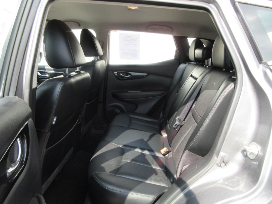 2018 Nissan Rogue Sport 2018.5 AWD S, available for sale in Linden, New Jersey | Route 27 Auto Mall. Linden, New Jersey 2018 Nissan Rogue Sport 2018.5 AWD S, available for sale in Linden, New Jersey | Route 27 Auto Mall. Linden, New Jersey