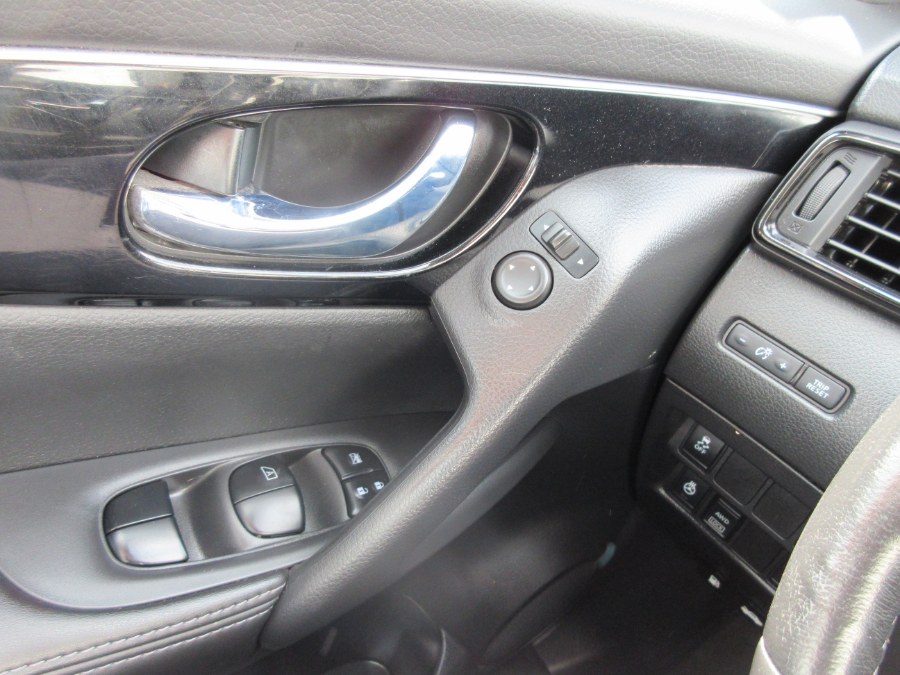 2018 Nissan Rogue Sport 2018.5 AWD S, available for sale in Linden, New Jersey | Route 27 Auto Mall. Linden, New Jersey 2018 Nissan Rogue Sport 2018.5 AWD S, available for sale in Linden, New Jersey | Route 27 Auto Mall. Linden, New Jersey