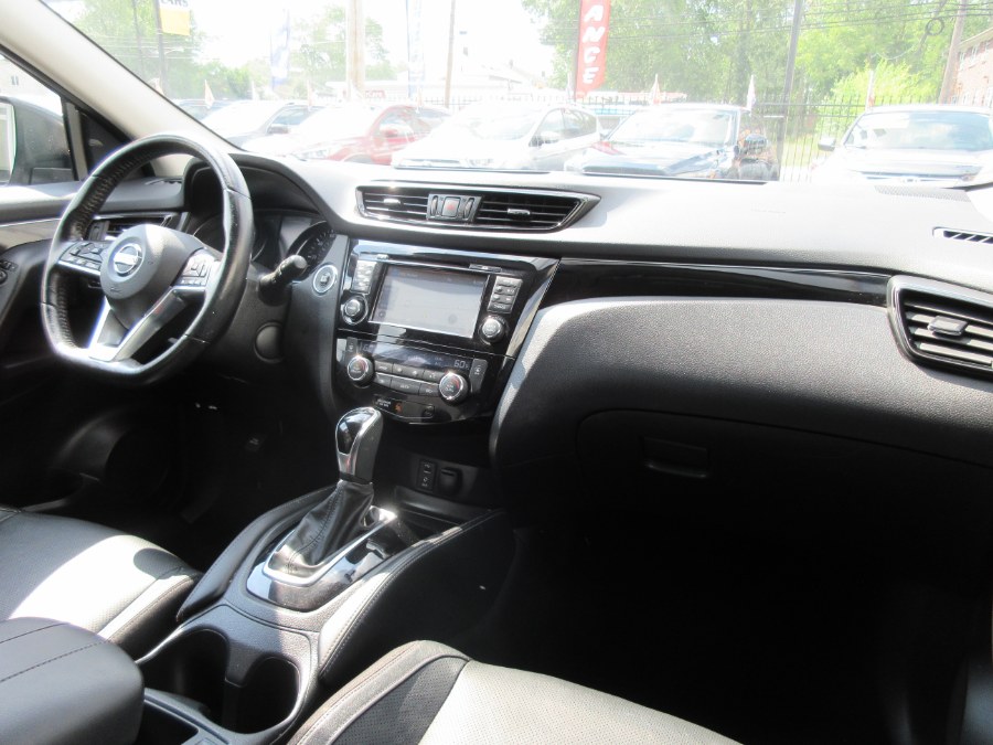 2018 Nissan Rogue Sport 2018.5 AWD S, available for sale in Linden, New Jersey | Route 27 Auto Mall. Linden, New Jersey 2018 Nissan Rogue Sport 2018.5 AWD S, available for sale in Linden, New Jersey | Route 27 Auto Mall. Linden, New Jersey