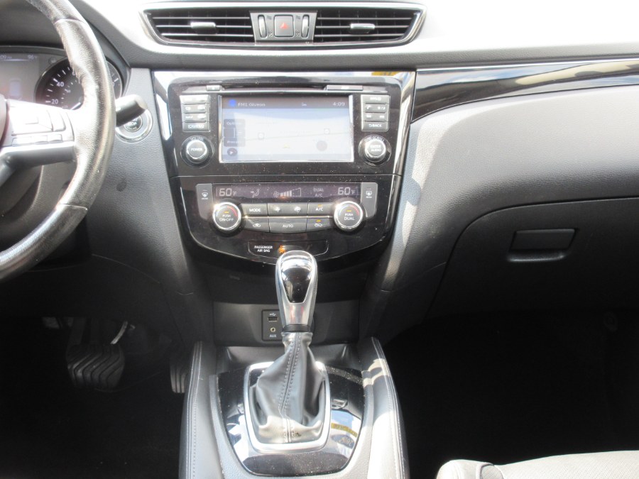 2018 Nissan Rogue Sport 2018.5 AWD S, available for sale in Linden, New Jersey | Route 27 Auto Mall. Linden, New Jersey 2018 Nissan Rogue Sport 2018.5 AWD S, available for sale in Linden, New Jersey | Route 27 Auto Mall. Linden, New Jersey
