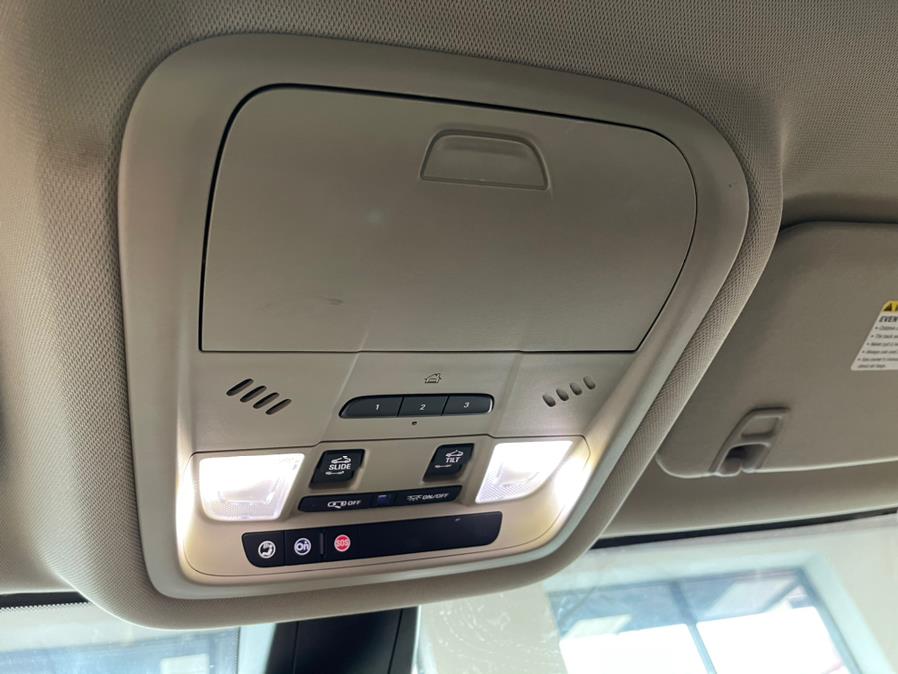 2018 GMC Acadia AWD 4dr Denali, available for sale in Inwood, New York | 5 Towns Drive. Inwood, New York 2018 GMC Acadia AWD 4dr Denali, available for sale in Inwood, New York | 5 Towns Drive. Inwood, New York