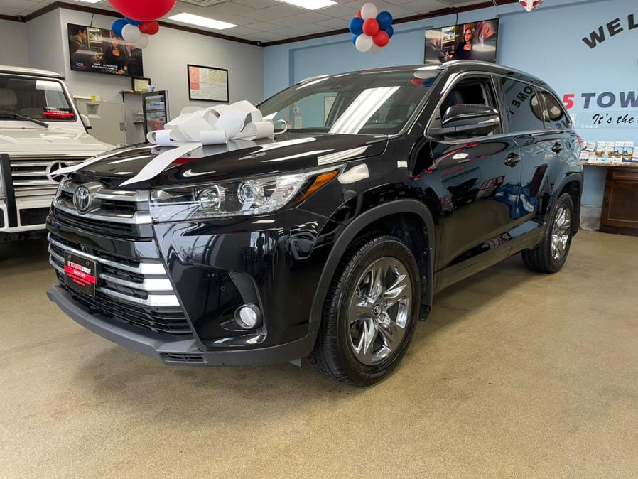 2017 Toyota Highlander Limited V6 AWD (Natl), available for sale in Inwood, New York | 5 Towns Drive. Inwood, New York 2017 Toyota Highlander Limited V6 AWD (Natl), available for sale in Inwood, New York | 5 Towns Drive. Inwood, New York