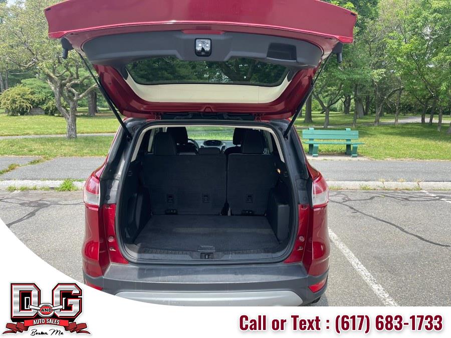 2015 Ford Escape FWD 4dr SE, available for sale in Watertown, Massachusetts | D&G Auto. Watertown, Massachusetts 2015 Ford Escape FWD 4dr SE, available for sale in Watertown, Massachusetts | D&G Auto. Watertown, Massachusetts