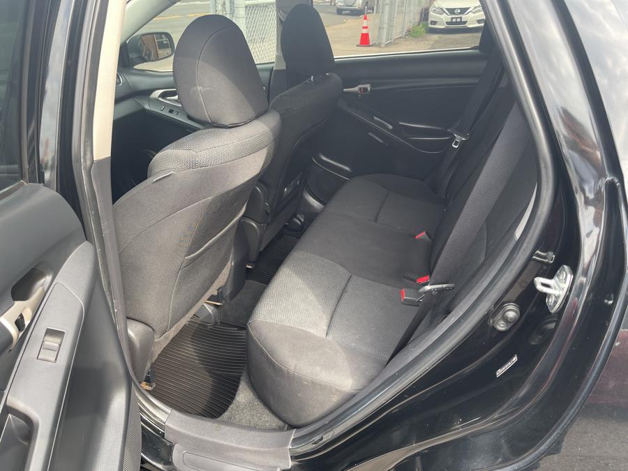 Used Toyota Matrix 5dr Wgn Auto S FWD 2009 | New York Motors Group Solutions LLC. Bronx, New York Used Toyota Matrix 5dr Wgn Auto S FWD 2009 | New York Motors Group Solutions LLC. Bronx, New York
