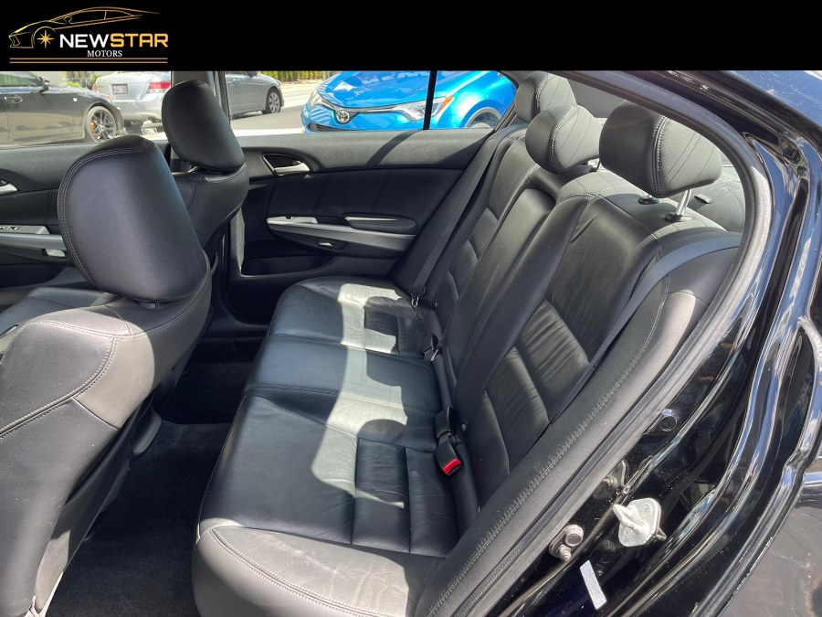 2010 Honda Accord Sdn EXL NAV/SUNROOF, available for sale in Peabody, Massachusetts | New Star Motors. Peabody, Massachusetts 2010 Honda Accord Sdn EXL NAV/SUNROOF, available for sale in Peabody, Massachusetts | New Star Motors. Peabody, Massachusetts