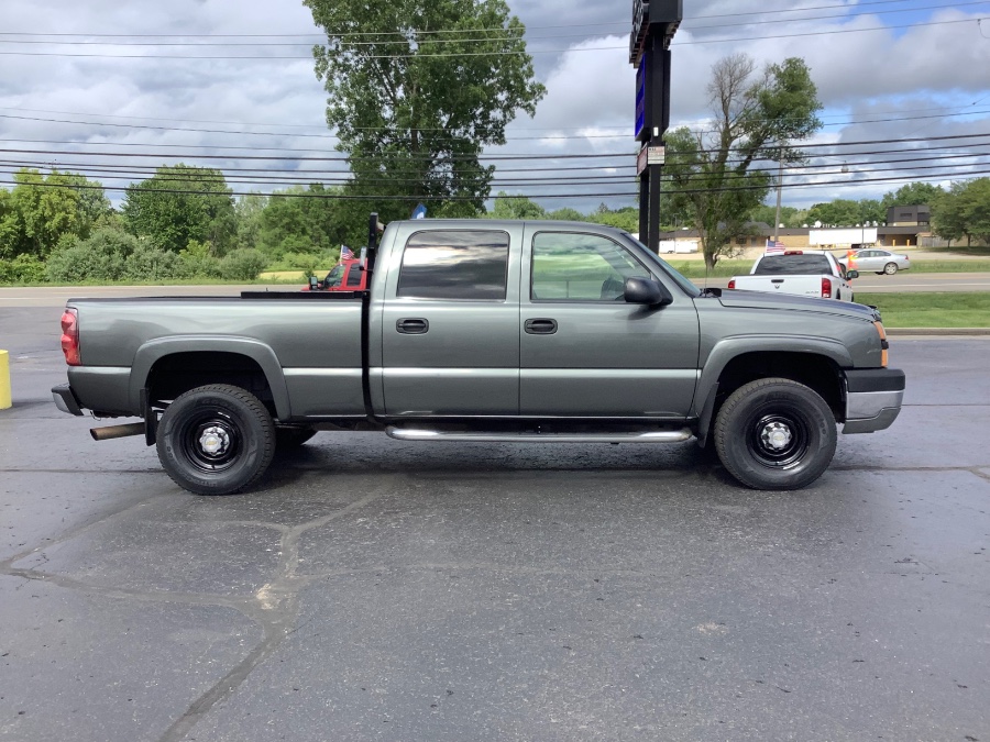 Used Chevrolet Silverado 2500HD Crew Cab 153" WB 4WD LT 2005 | Marsh Auto Sales LLC. Ortonville, Michigan Used Chevrolet Silverado 2500HD Crew Cab 153" WB 4WD LT 2005 | Marsh Auto Sales LLC. Ortonville, Michigan