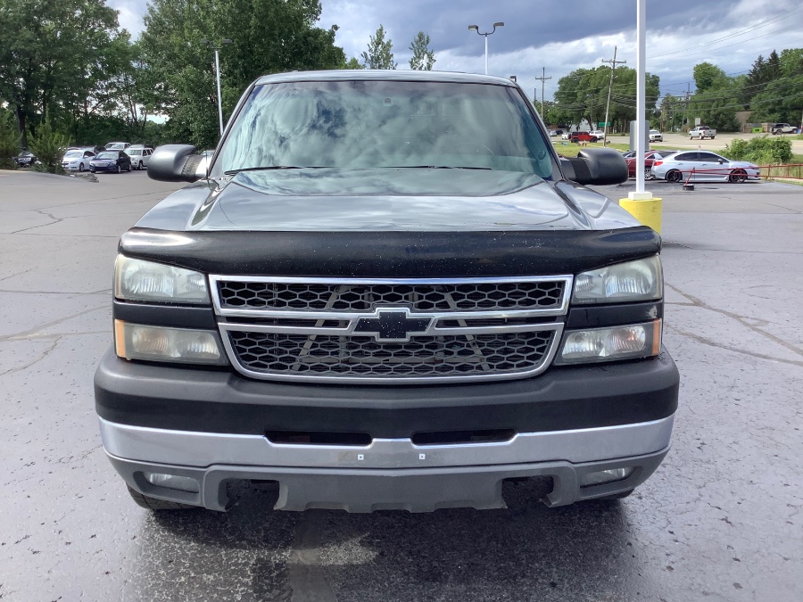 Used Chevrolet Silverado 2500HD Crew Cab 153" WB 4WD LT 2005 | Marsh Auto Sales LLC. Ortonville, Michigan Used Chevrolet Silverado 2500HD Crew Cab 153" WB 4WD LT 2005 | Marsh Auto Sales LLC. Ortonville, Michigan