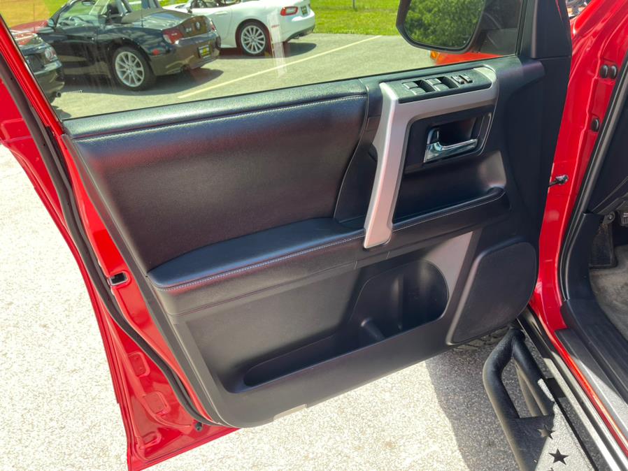 Used Toyota 4Runner 4WD 4dr V6 Limited (Natl) 2015 | Mike And Tony Auto Sales, Inc. South Windsor, Connecticut Used Toyota 4Runner 4WD 4dr V6 Limited (Natl) 2015 | Mike And Tony Auto Sales, Inc. South Windsor, Connecticut