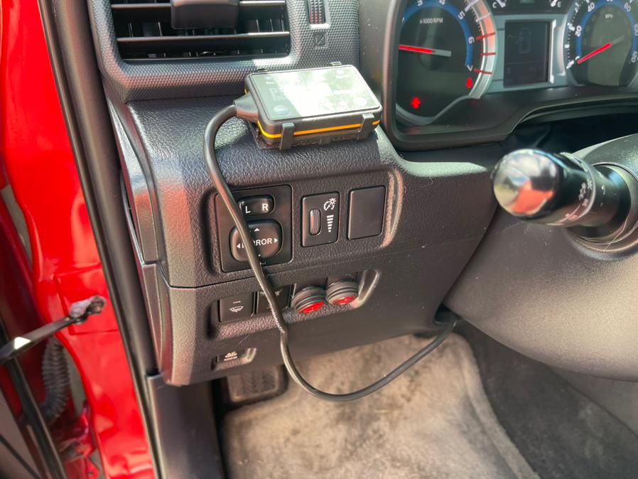 Used Toyota 4Runner 4WD 4dr V6 Limited (Natl) 2015 | Mike And Tony Auto Sales, Inc. South Windsor, Connecticut Used Toyota 4Runner 4WD 4dr V6 Limited (Natl) 2015 | Mike And Tony Auto Sales, Inc. South Windsor, Connecticut
