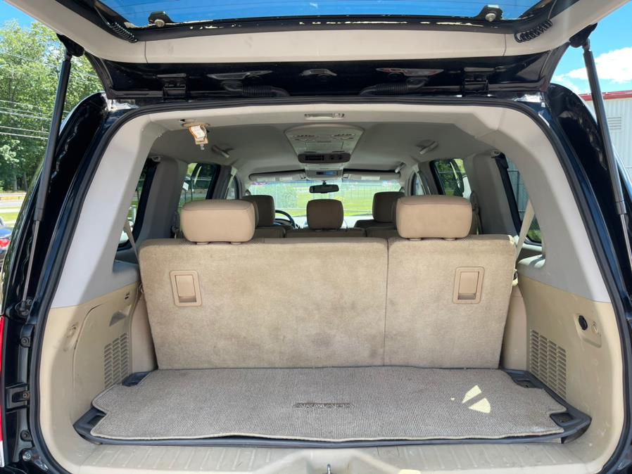 Used Nissan Armada 4WD 4dr SE 2007 | Mike And Tony Auto Sales, Inc. South Windsor, Connecticut Used Nissan Armada 4WD 4dr SE 2007 | Mike And Tony Auto Sales, Inc. South Windsor, Connecticut