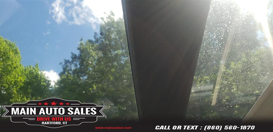 Used Chrysler 300 4dr Sdn 300C RWD 2016 | Main Auto Sales LLC. Hartford, Connecticut Used Chrysler 300 4dr Sdn 300C RWD 2016 | Main Auto Sales LLC. Hartford, Connecticut